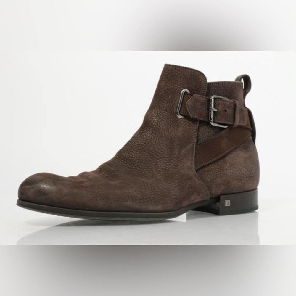 Authentic Louis Vuitton Chelsea rodeo boots 10